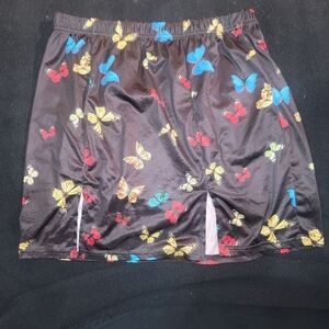 Skirt size large. New no tags